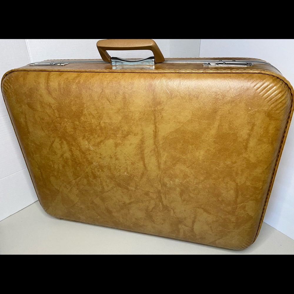 Vintage Tan Casing Suitcase